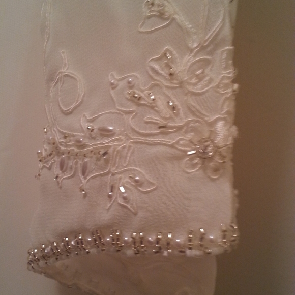 Long Sleeve Wedding Gown - Picture 6 of 6